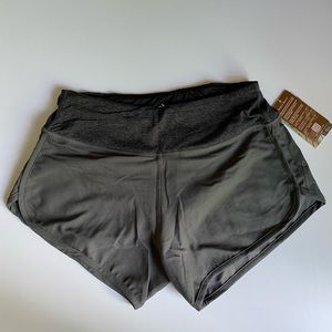 Rabbit pocket running shorts NWT